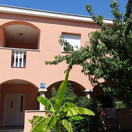 Apartmán Luna - One Bedroom Sukošan